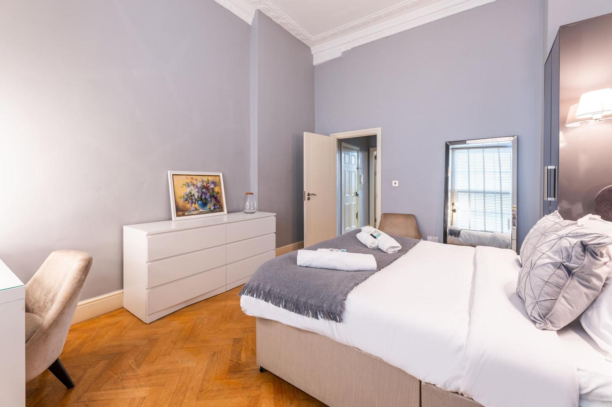 Luxury One Bedroom Flat In Westbourne Terrace ロンドン エクステリア 写真
