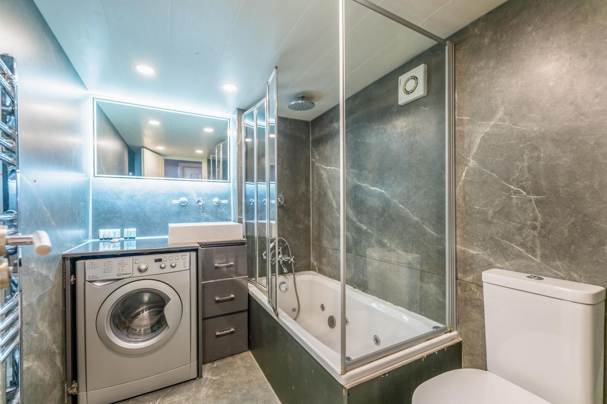 Luxury One Bedroom Flat In Westbourne Terrace ロンドン エクステリア 写真
